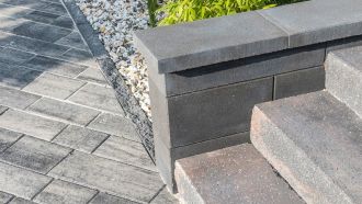 CS BETON SOLOBLOK - Stříška - základní kámen černá