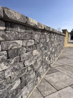DITON Plotová zeď GABON AKCE Dláždíme slevami do 31.5.2025
