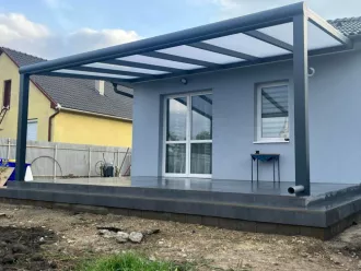 Polykarbonátová pergola MB Line | černá COVERNIT