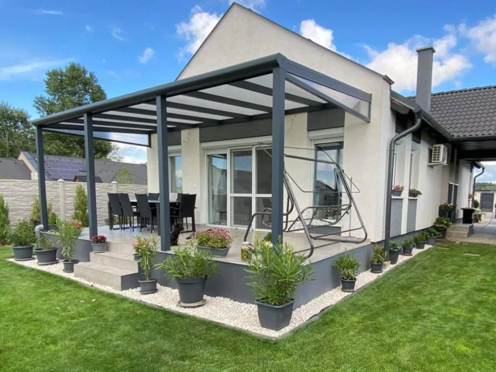 Polykarbonátová pergola MB Line | krémová COVERNIT