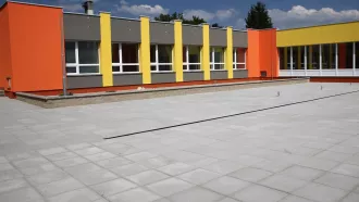 CS BETON Velkoplošná dlažba FORMELA III. 50x50x5 cm | šedá, CORAL LIGHT , NOARBLANC LIGHT , TESTA, červená, černá, okr, javor