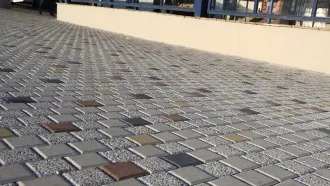 CS BETON Zámková dlažba KOSTKA | 60 mm šedá, 60 mm černá, 60 mm červená, 60 mm javor, 60 mm okr, 80 mm šedá, 80 mm černá, 80 mm červená, 80 mm javor, 80 mm okr