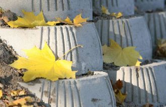 CS BETON Svahová tvárnice FLORIA